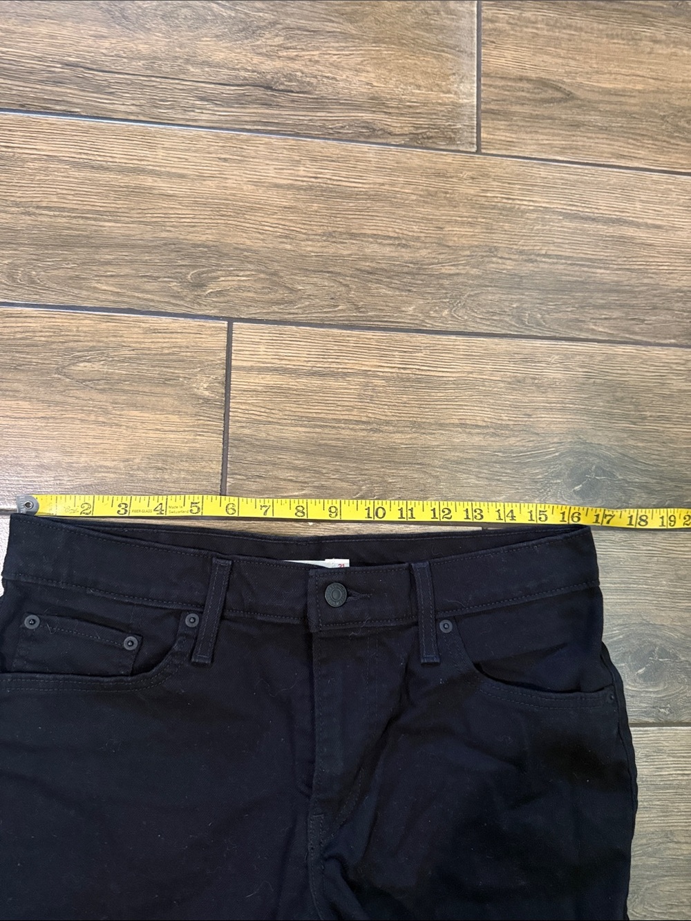 Levis Mid Lenth Womens Shorts Size 31 Levi Strauss - Picture 5 of 7